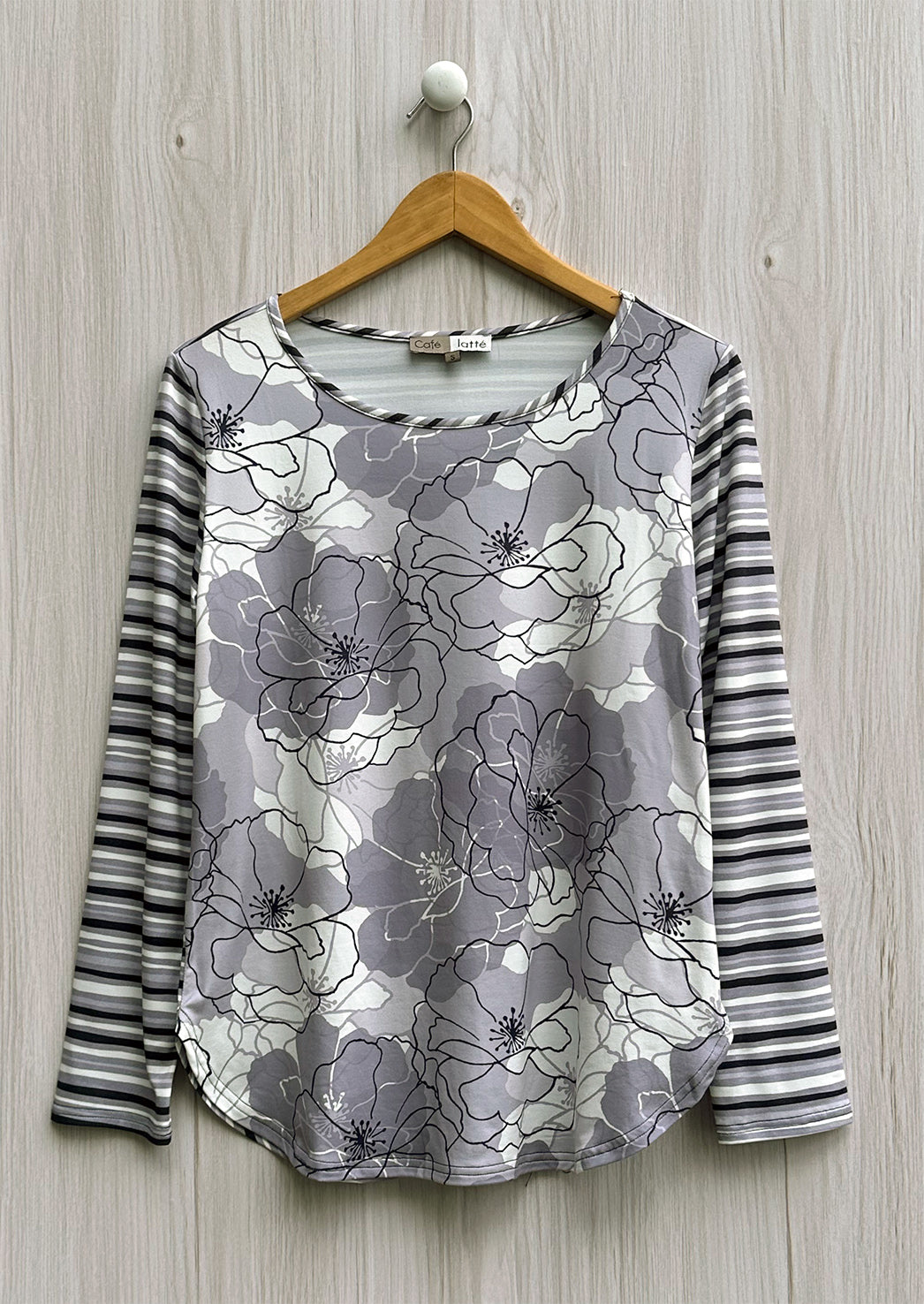 Cafe Latte Silver Floral  CLM531