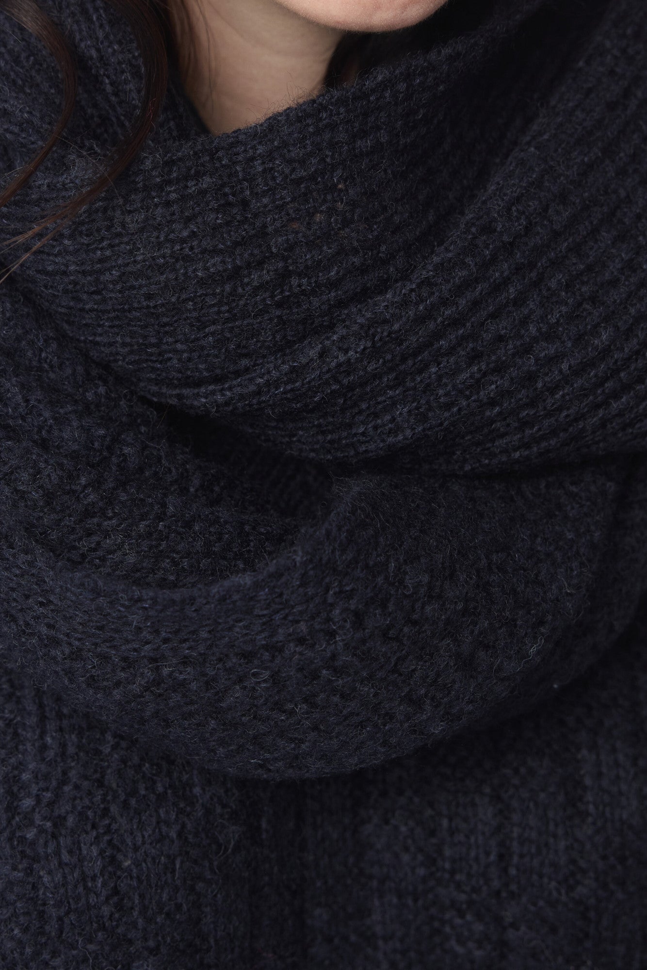 Orientique Scarf Navy 1342