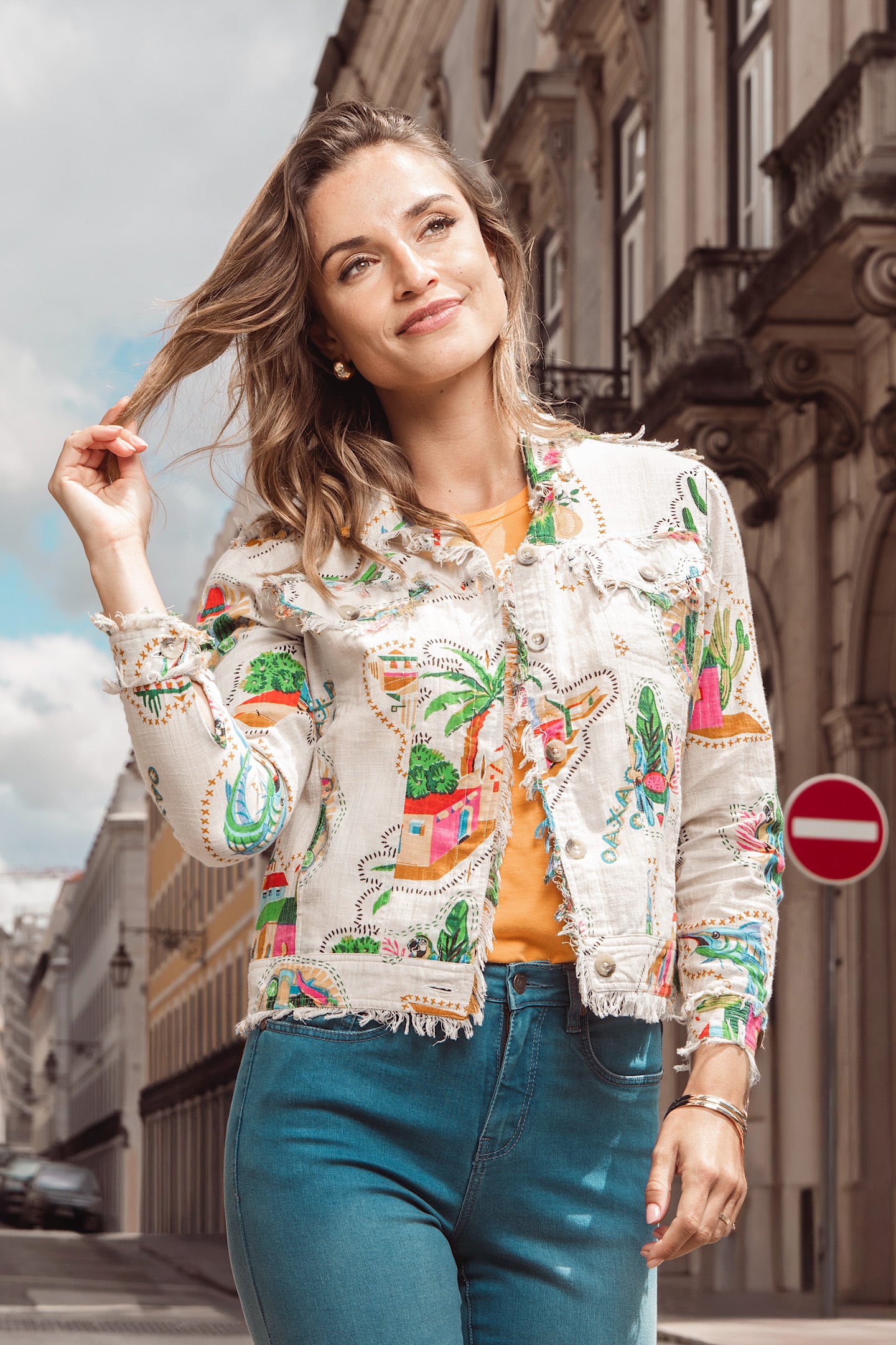 Orientique Guatemala White Jacket 32439