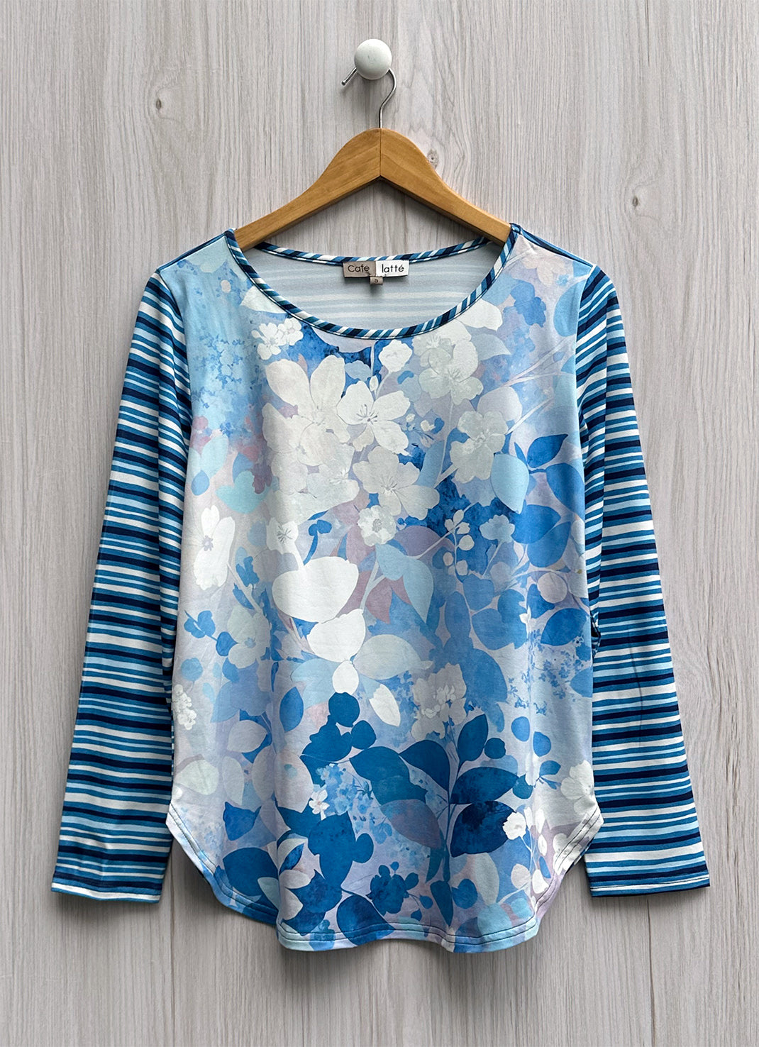 Cafe Latte Blue Foliage CLM531