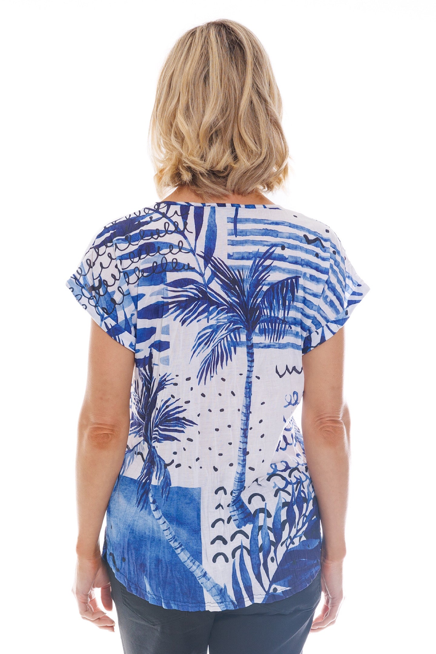 Cafe Latte V Neck Palm CLM433