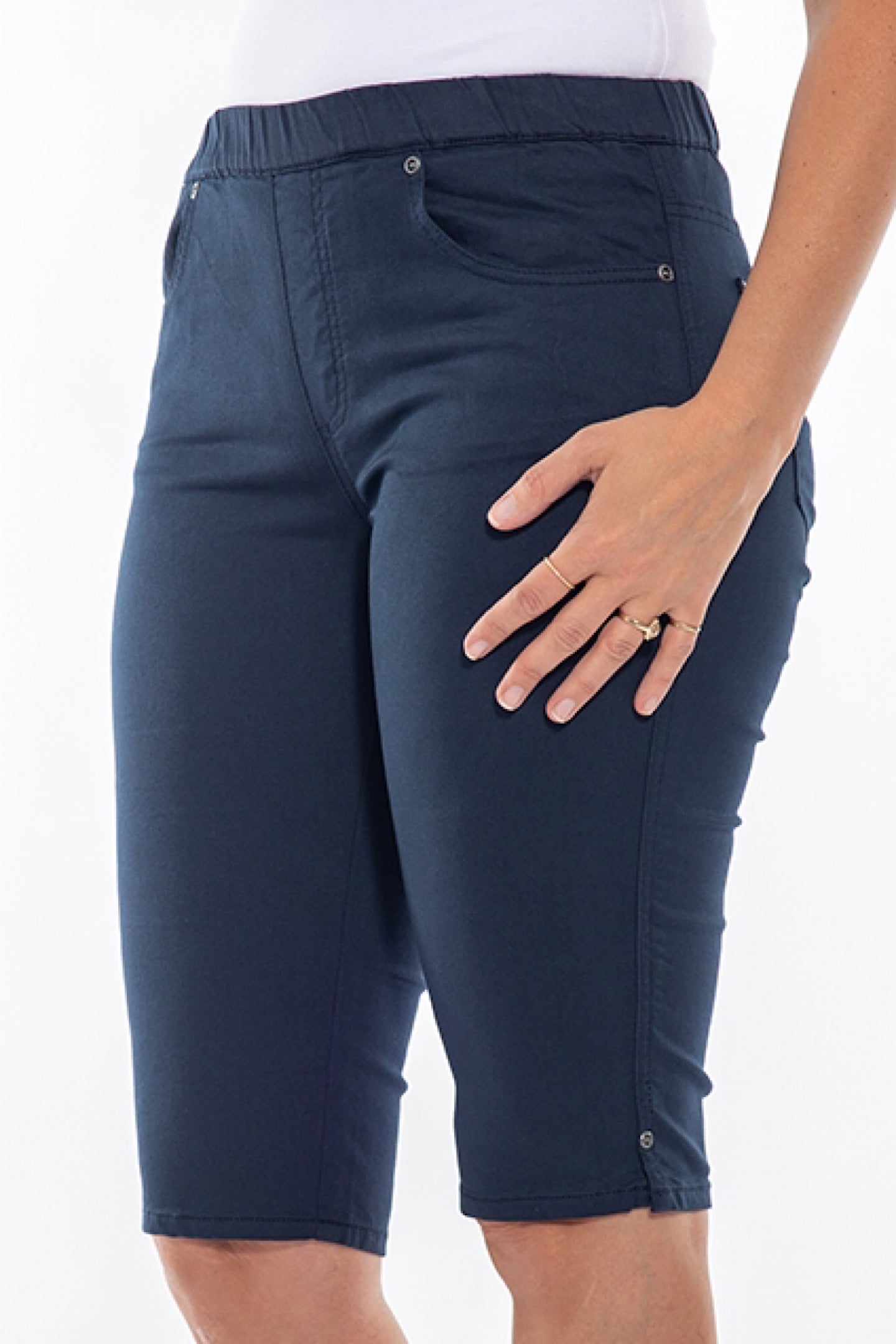 Cafe Latte Shorts Navy CLW554