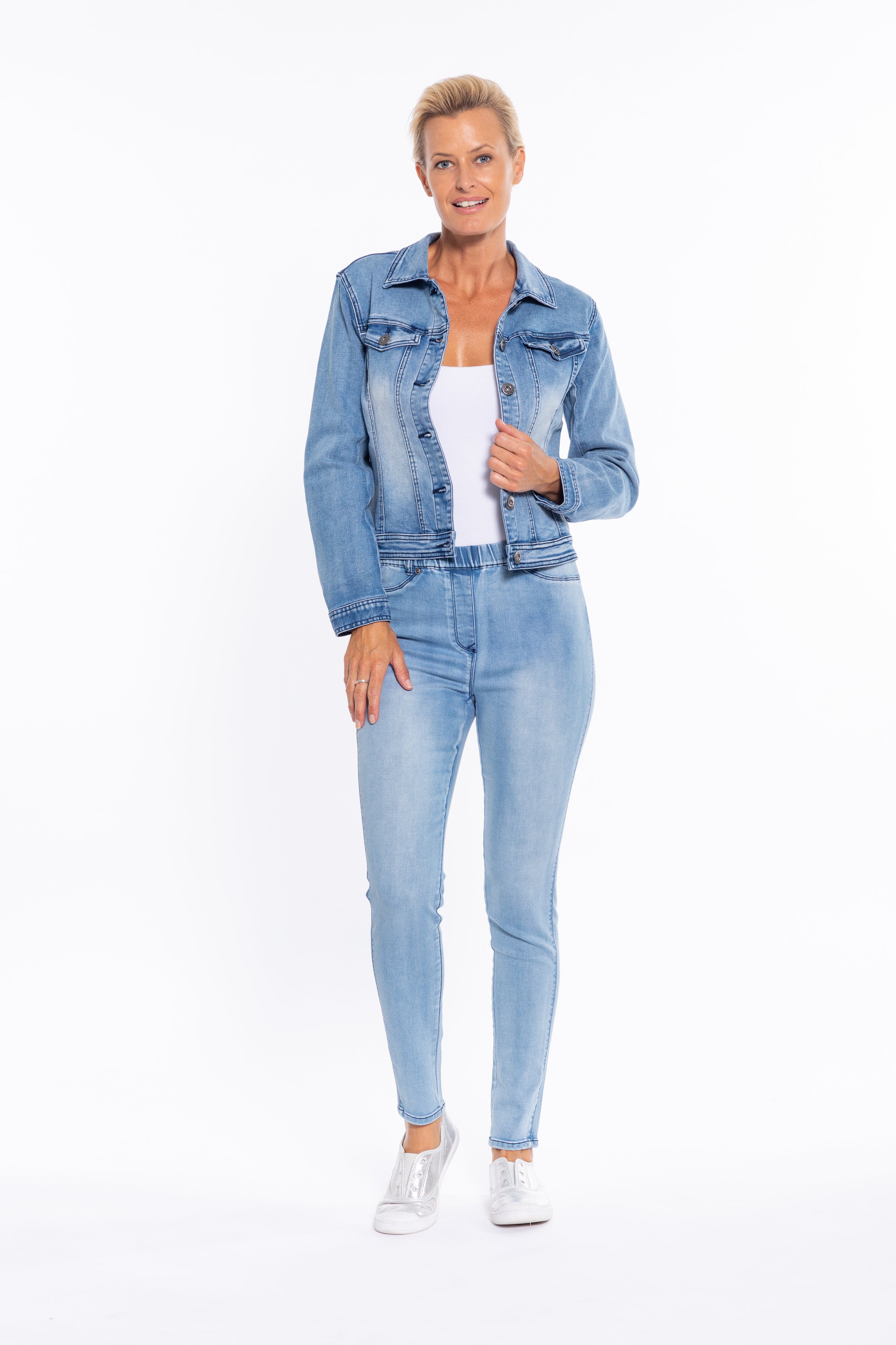 Cafe Latte Jacket Denim Light CLM116