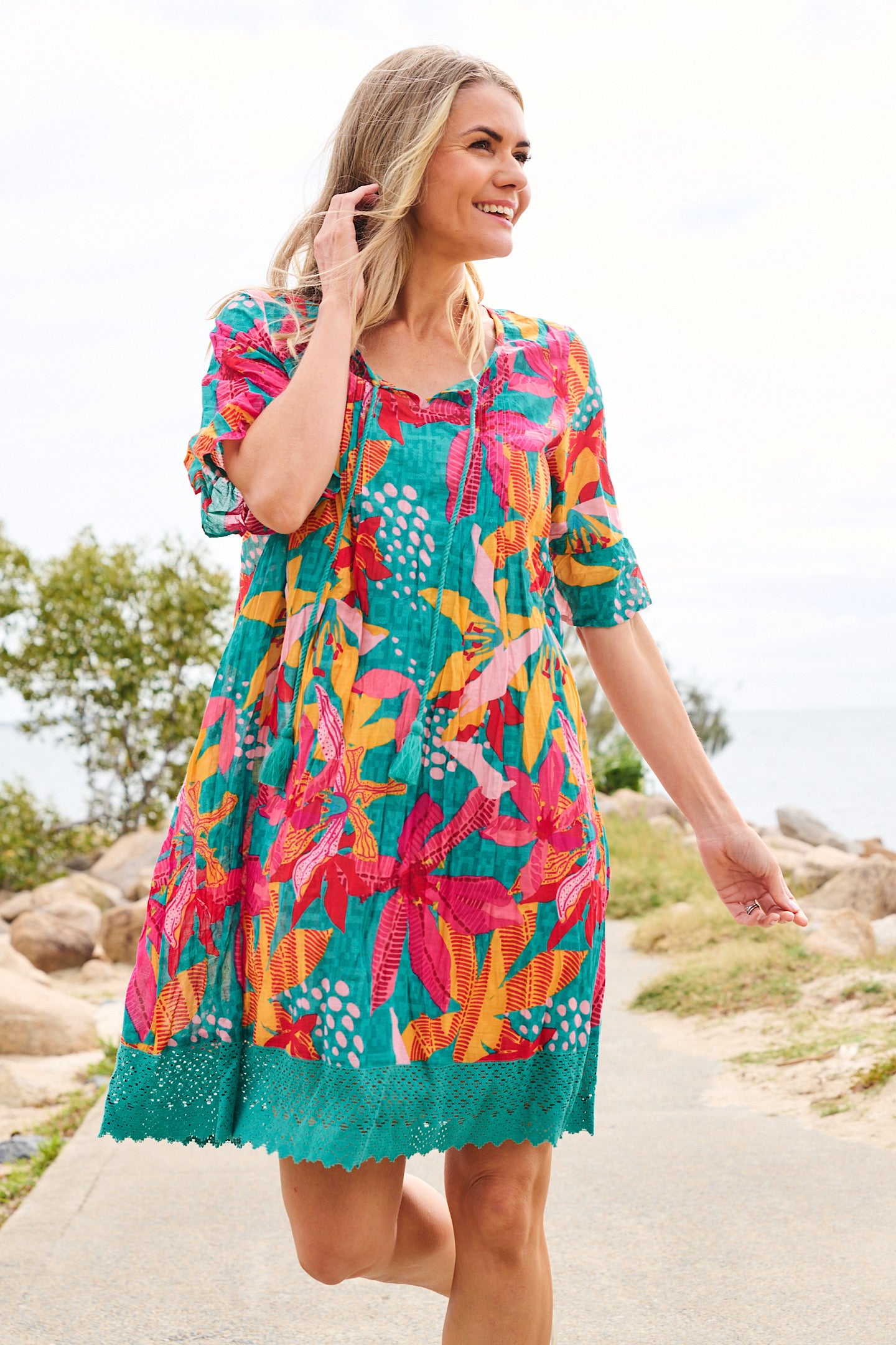 One Summer Hannah Lily Blk 3 DW23H