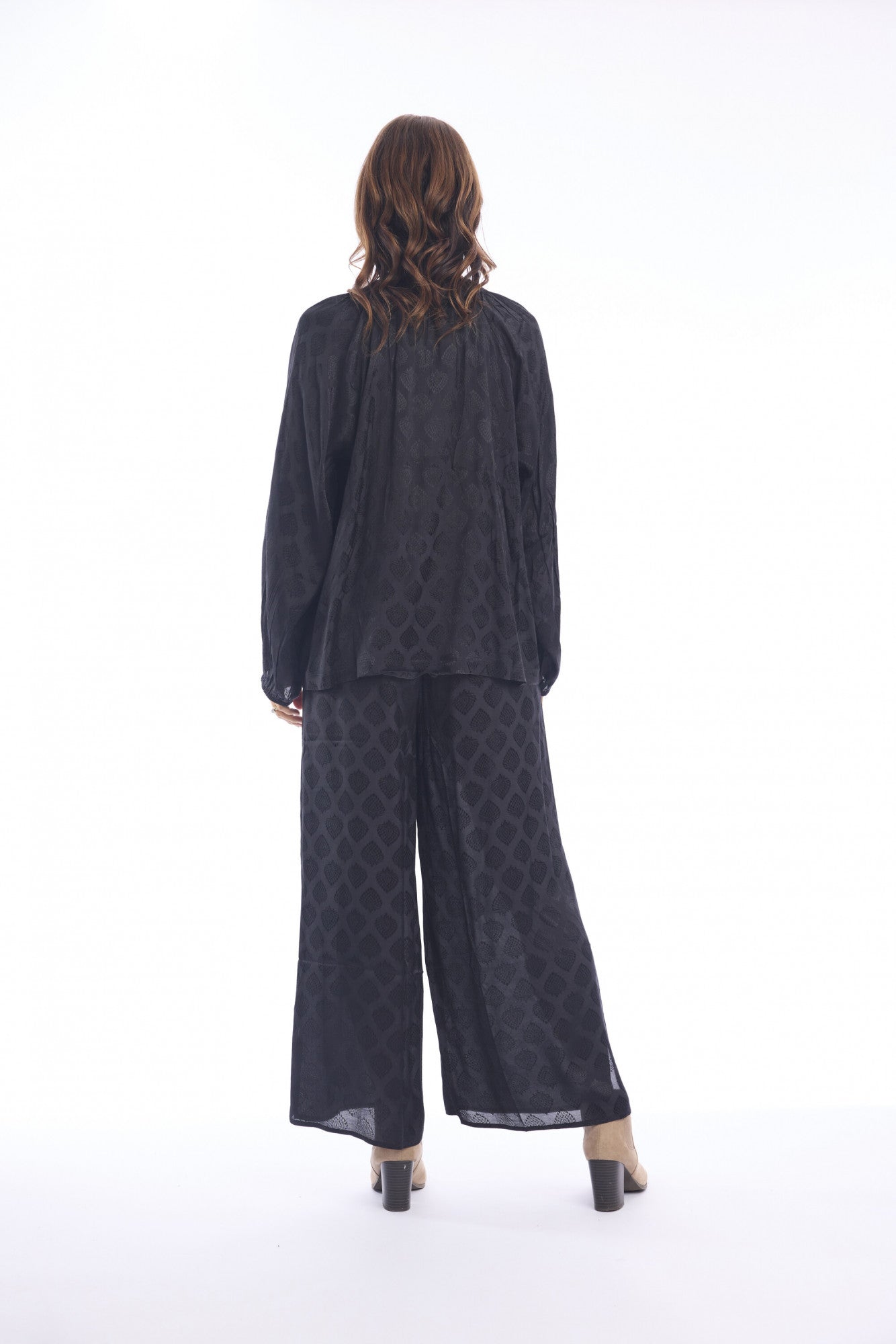 Escape Lux Black Shirt 52718