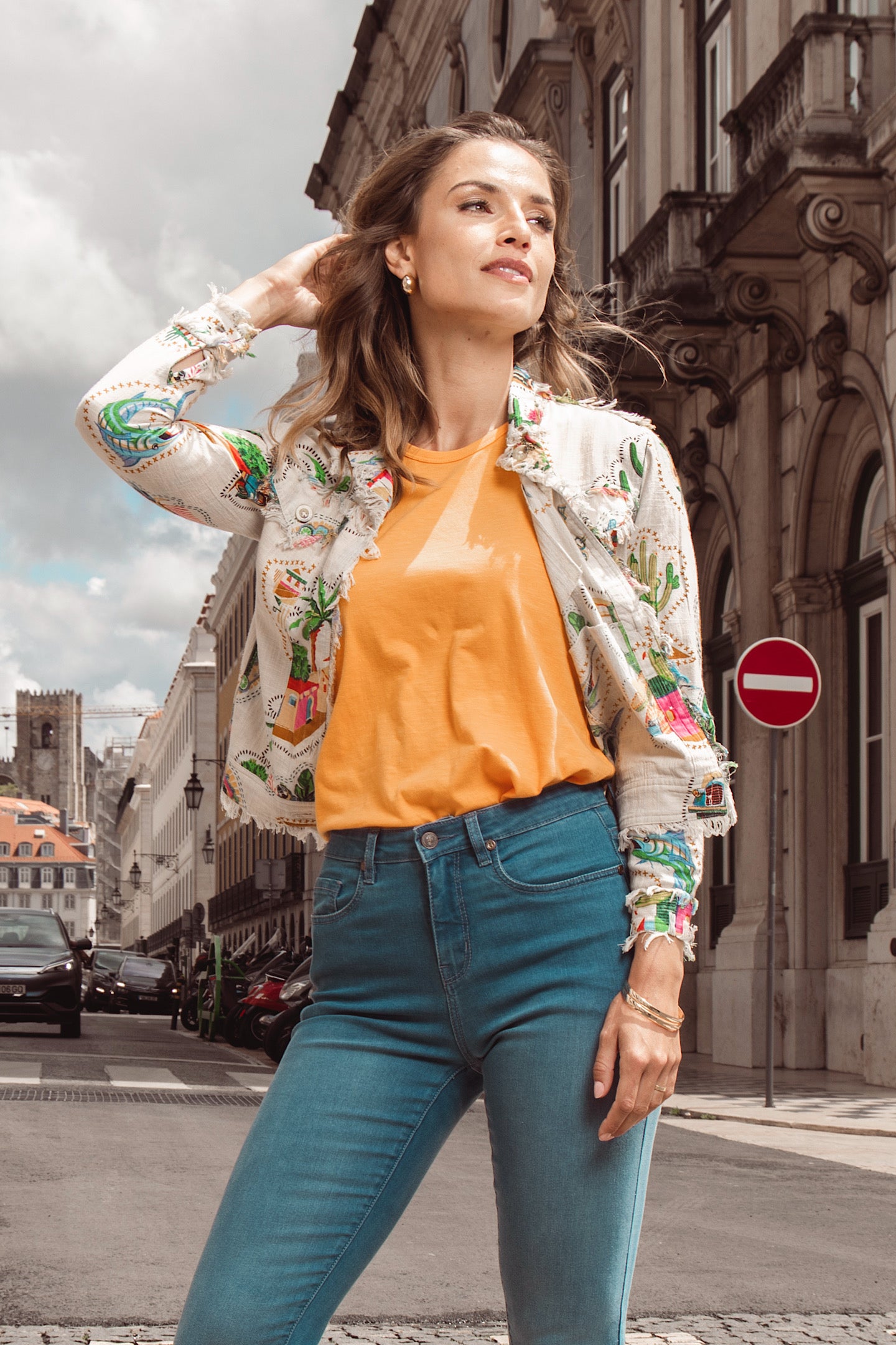 Orientique Guatemala White Jacket 32439
