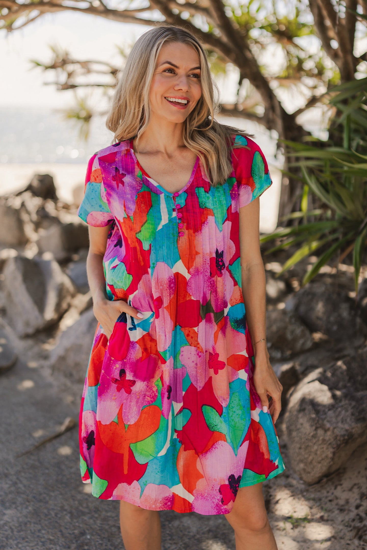 One Summer Nicola Lge Florak 2 DW26J