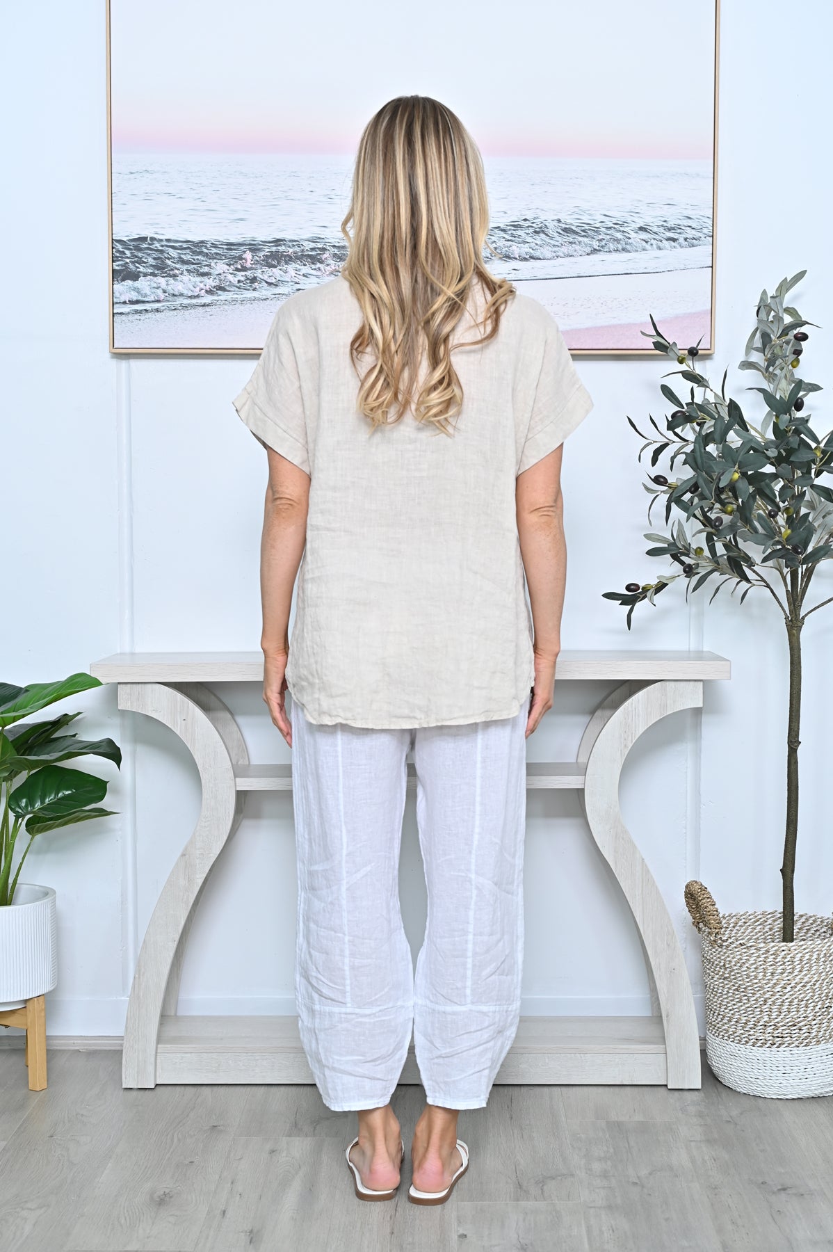 AE Luxe Beige Daisy AE37-BG