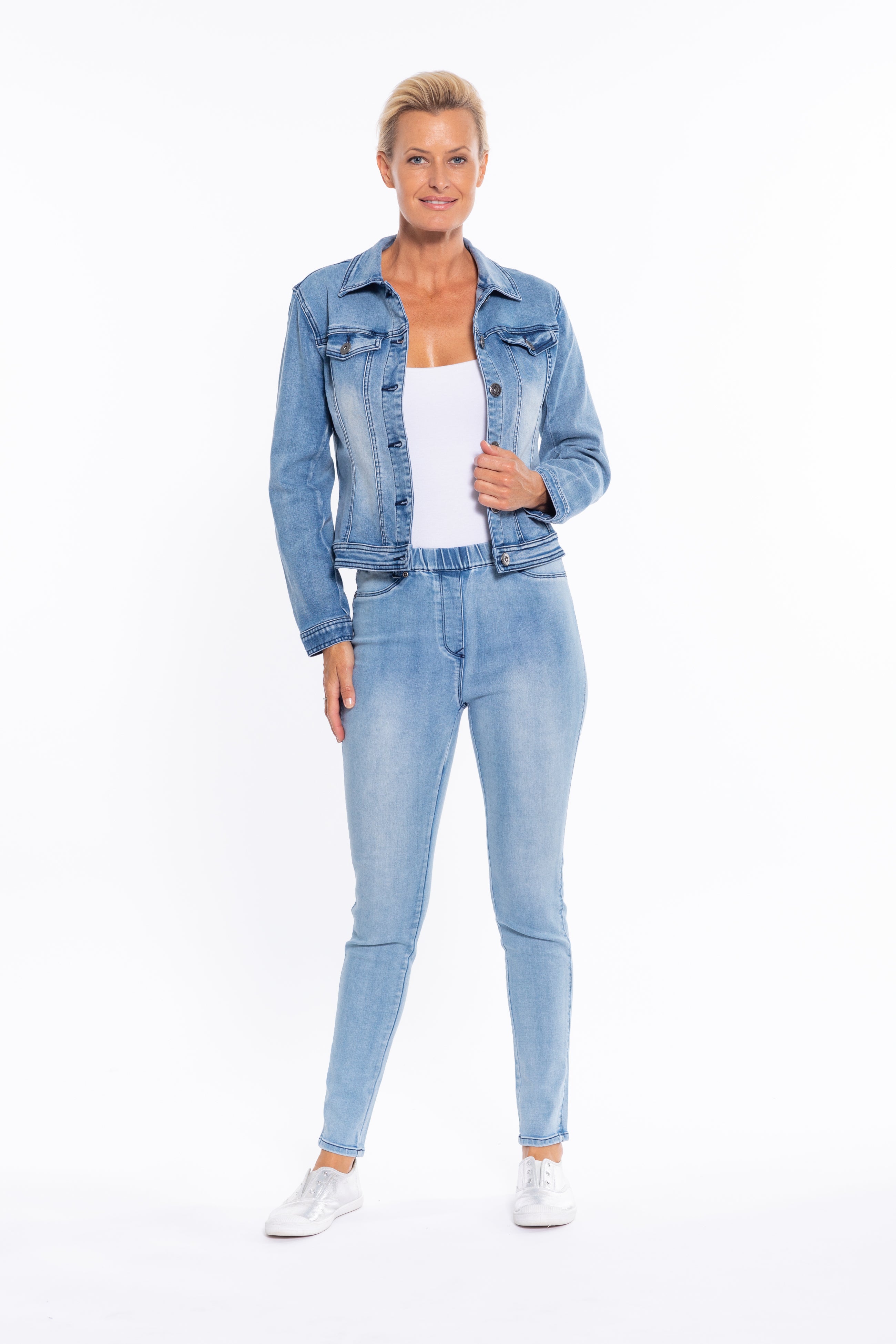 Cafe Latte Light Jeans CLM114