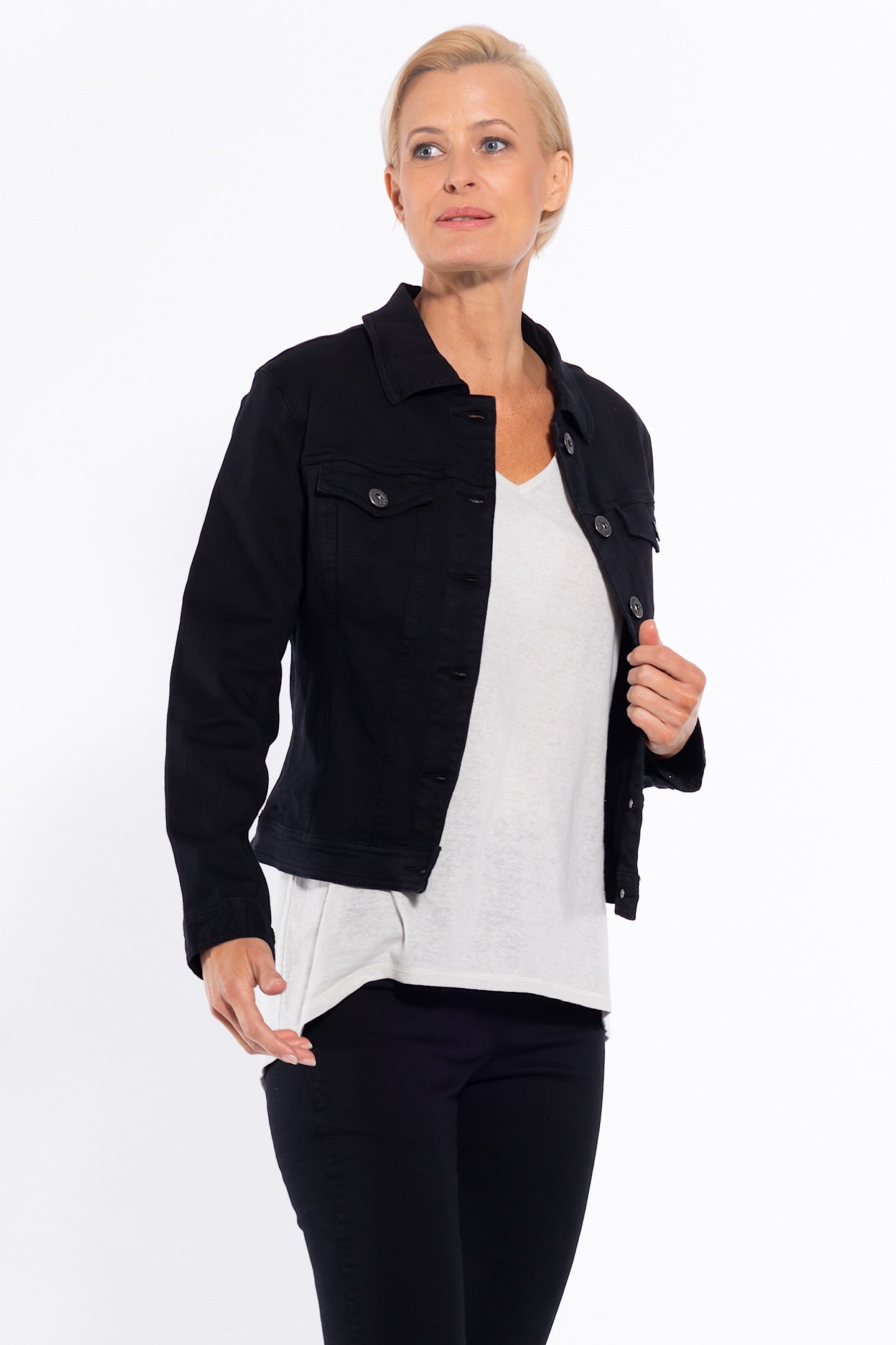 Cafe Latte Jacket Black CLM117