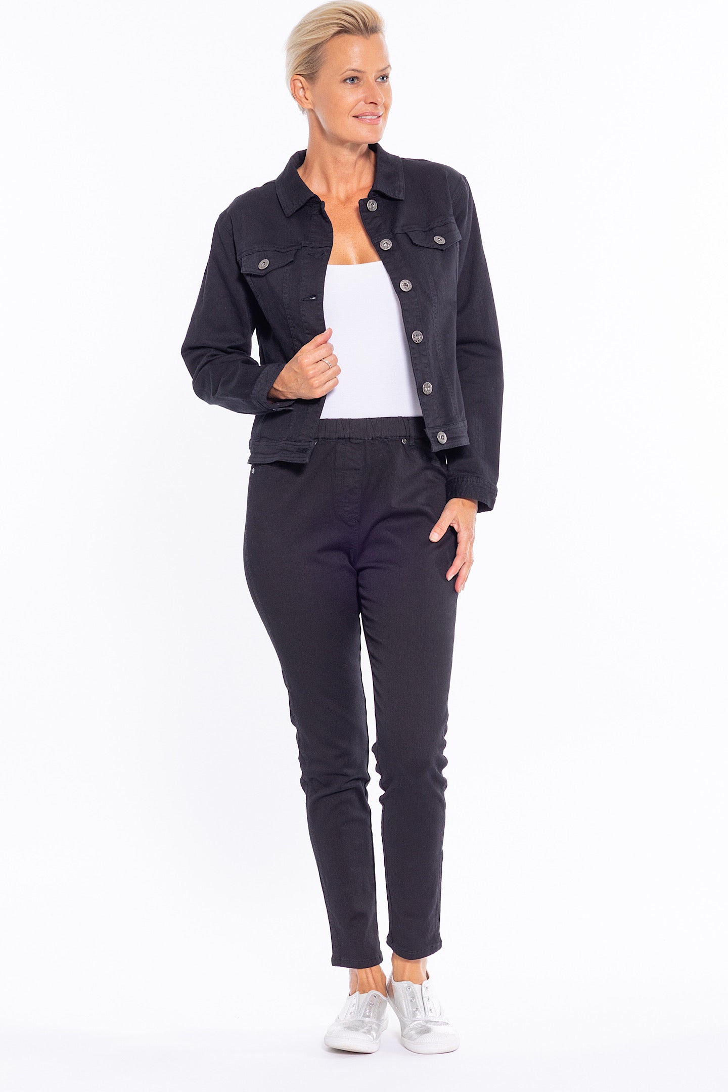 Cafe Latte Jacket Black CLM117